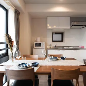  Apartment Regale Dotonbori East